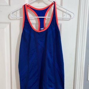 workout tank top